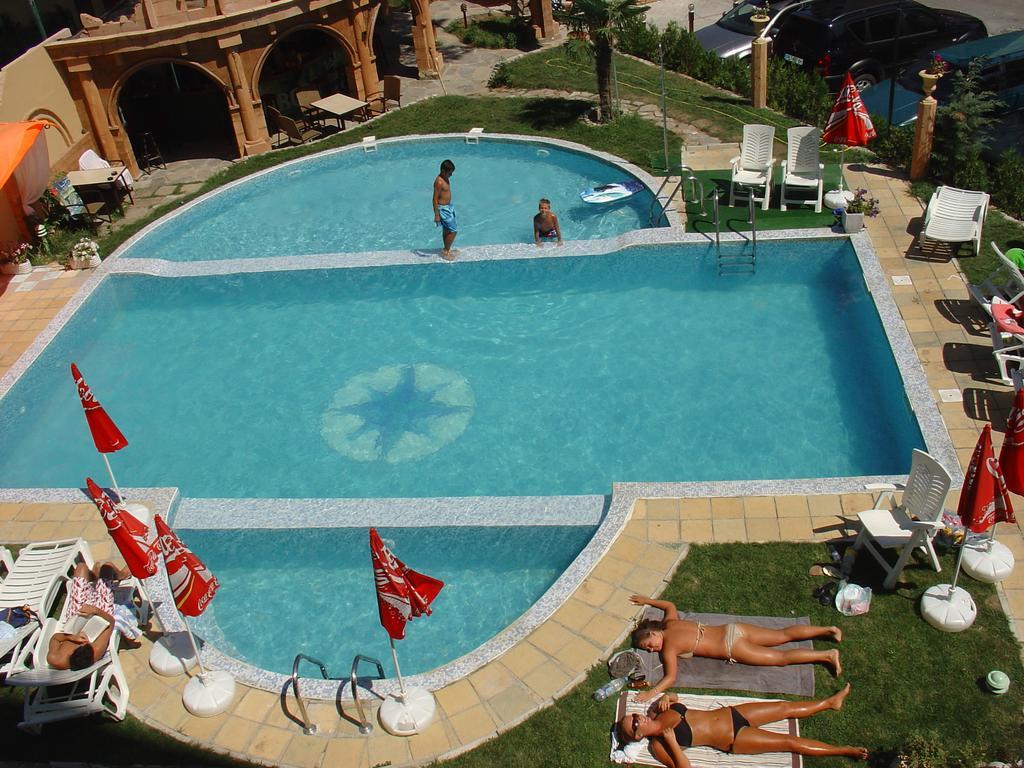 Colosseum 2 Aparthotel Sunny Beach Exterior foto